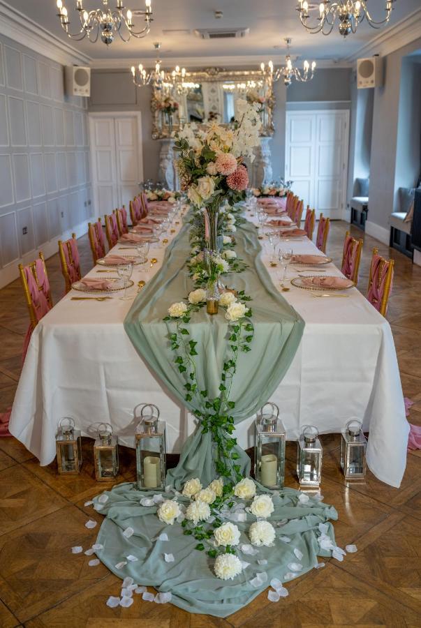 Croydon Hall *